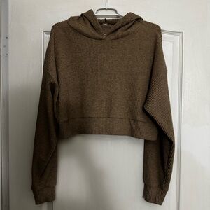 ALO Yoga muse hoodie cropped sweatshirt medium ✨ great